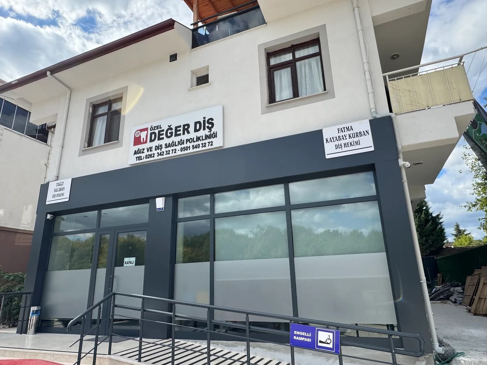 DEĞER DİŞ AĞIZ VE DİŞ SAĞLIĞI POLİKLİNİĞİ klinik kapak fotoğrafı