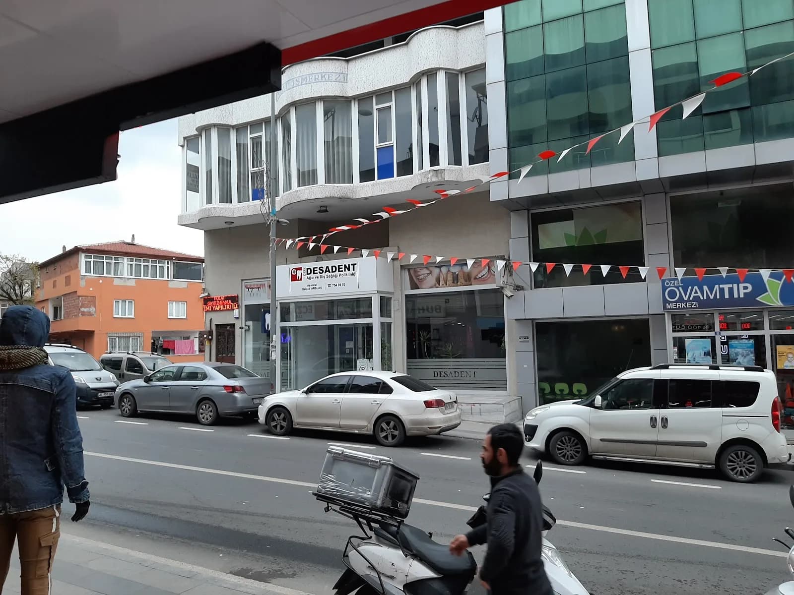 Desadent Ağız ve Diş Sağlığı Polikliniği | Diş Hekimi Selçuk Arslan klinik kapak fotoğrafı