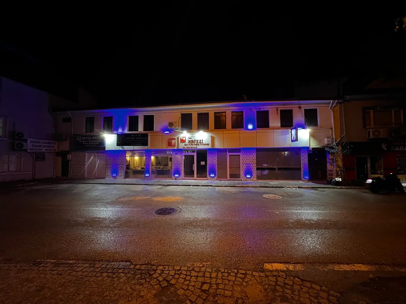 Özel KRÜEZİ Ağız ve Diş Sağlığı Polikliniği klinik kapak fotoğrafı