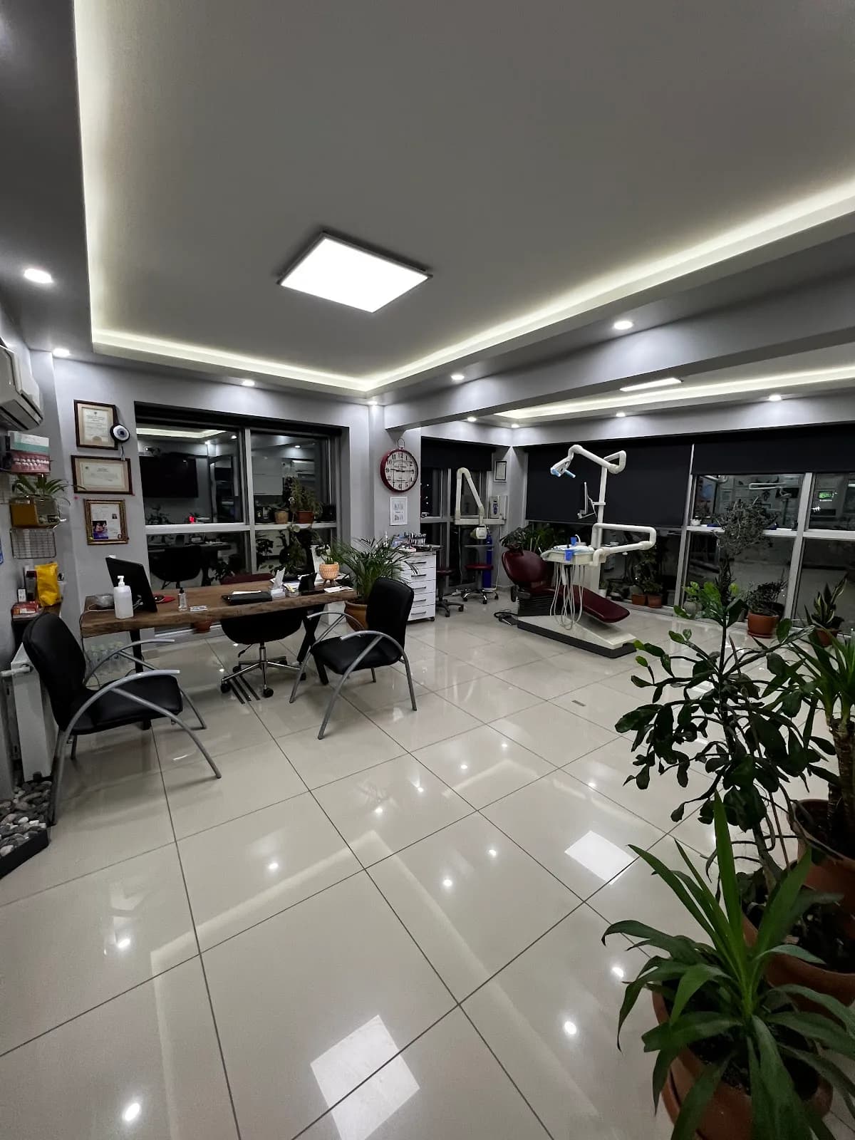 Dentavilla Özel Ağız ve Diş Sağlığı Polikliniği klinik kapak fotoğrafı