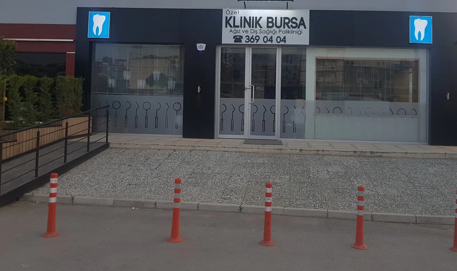 Klinik Bursa Ağız ve Diş Sağlığı Polikliniği (ZAGA Center Bursa)