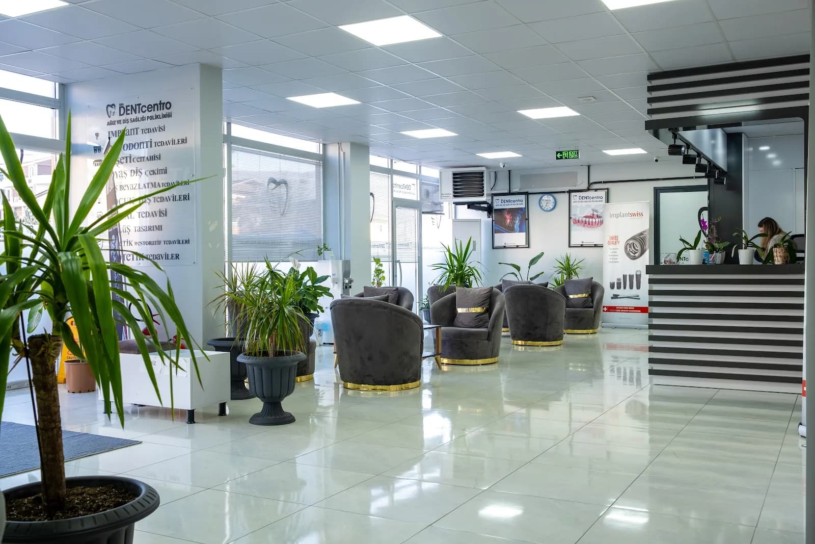 Özel Dent Centro klinik kapak fotoğrafı
