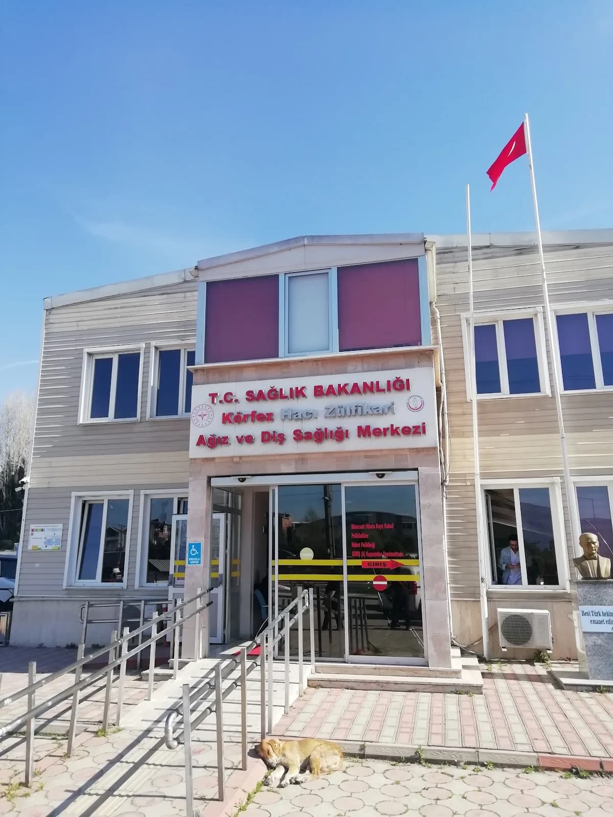 Körfez Ağız Ve Diş Sağlığı Merkezi klinik kapak fotoğrafı