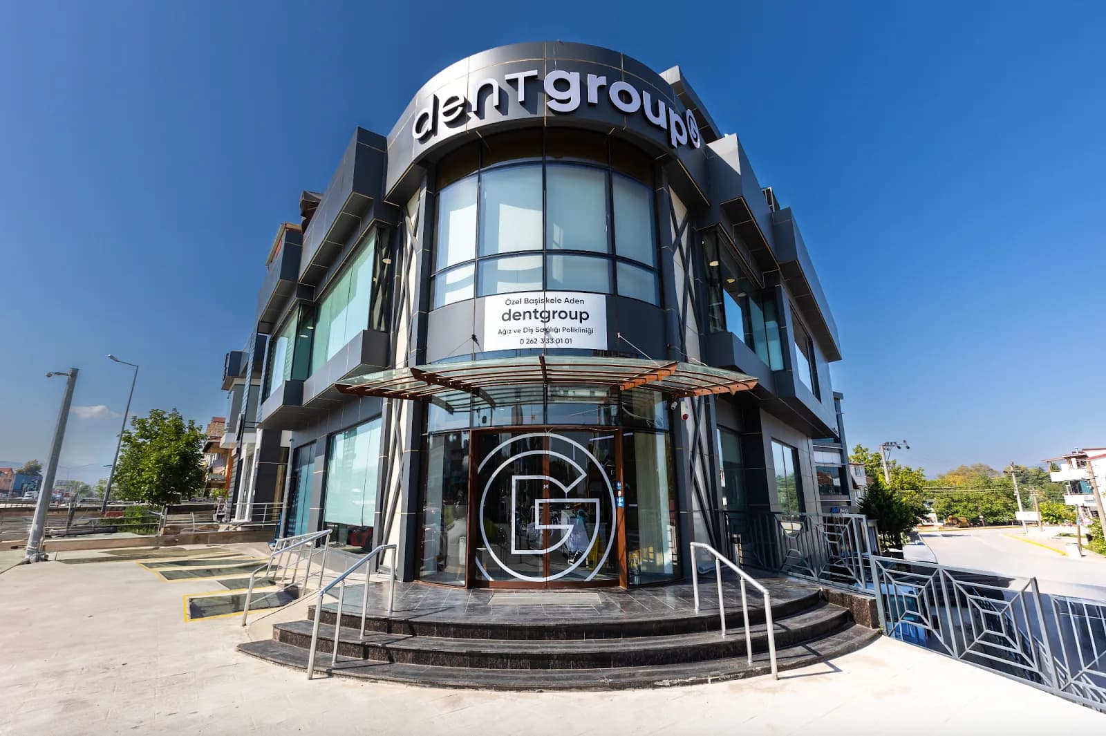 Dentgroup Kocaeli - Başiskele klinik kapak fotoğrafı