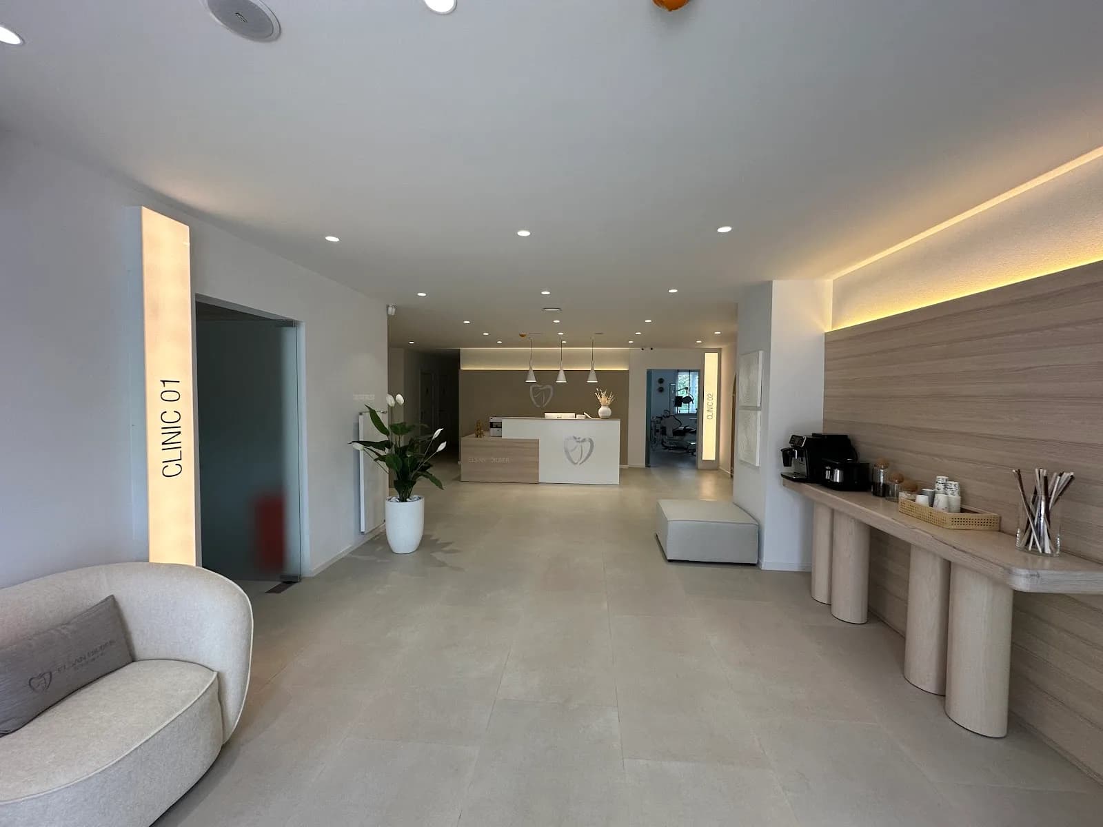 ELŞAN DİLBER AĞIZ VE DİŞ SAĞLIĞI POLİKLİNİĞİ klinik kapak fotoğrafı