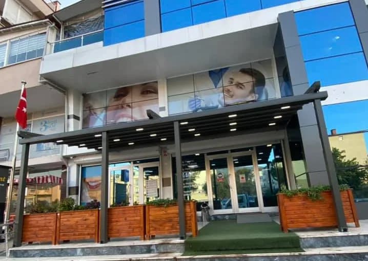 Özel Estdent Ağız ve Diş Sağlığı Polikliniği klinik kapak fotoğrafı