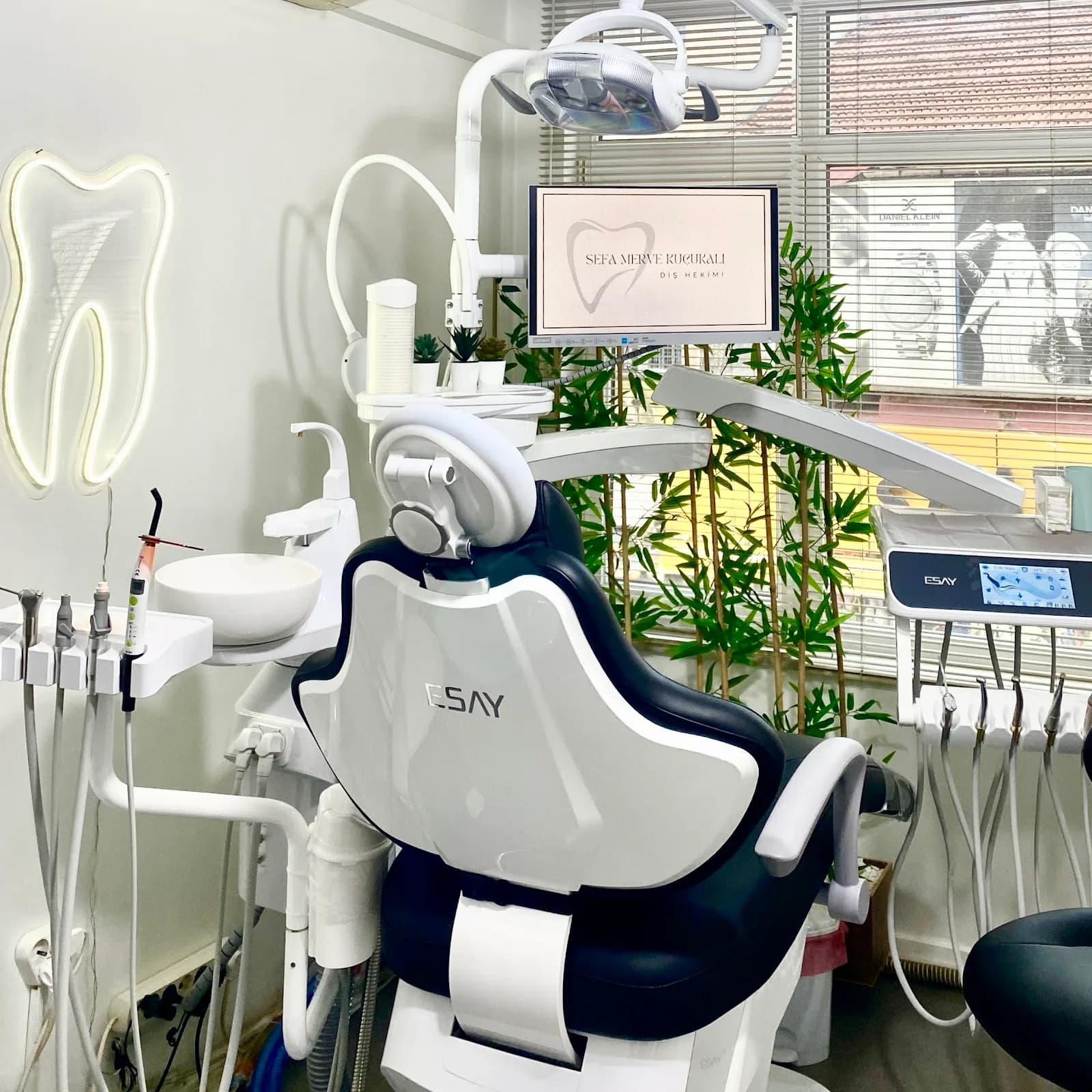 Özel Altınoluk Ağız Diş Sağlığı Polikliniği | Diş Hekimi Çağla & Ahmet Küçükali & Sefa Merve Küçükali klinik kapak fotoğrafı