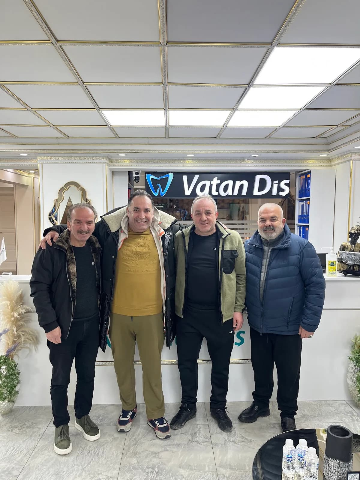 VATAN DİŞ SERDİVAN/SAKARYA klinik kapak fotoğrafı